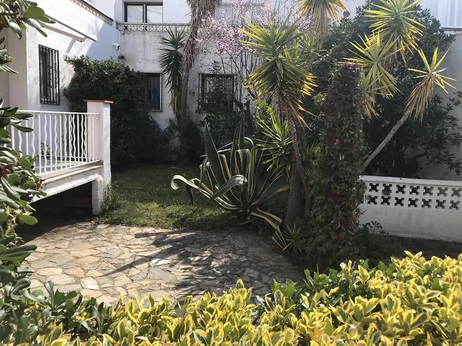 Petite Maison, Barbecue, Canal, Plage Empuriabrava Holiday home